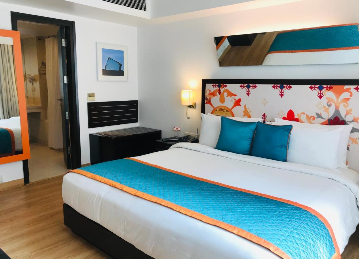 Golden Tulip City Centre Gurgaon Zewnętrze zdjęcie