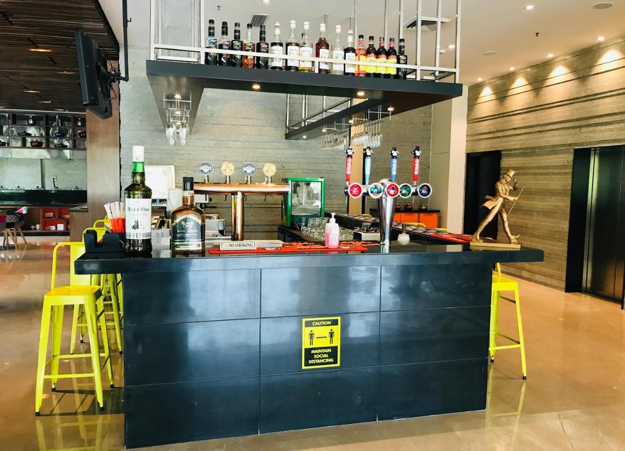 Golden Tulip City Centre Gurgaon Zewnętrze zdjęcie