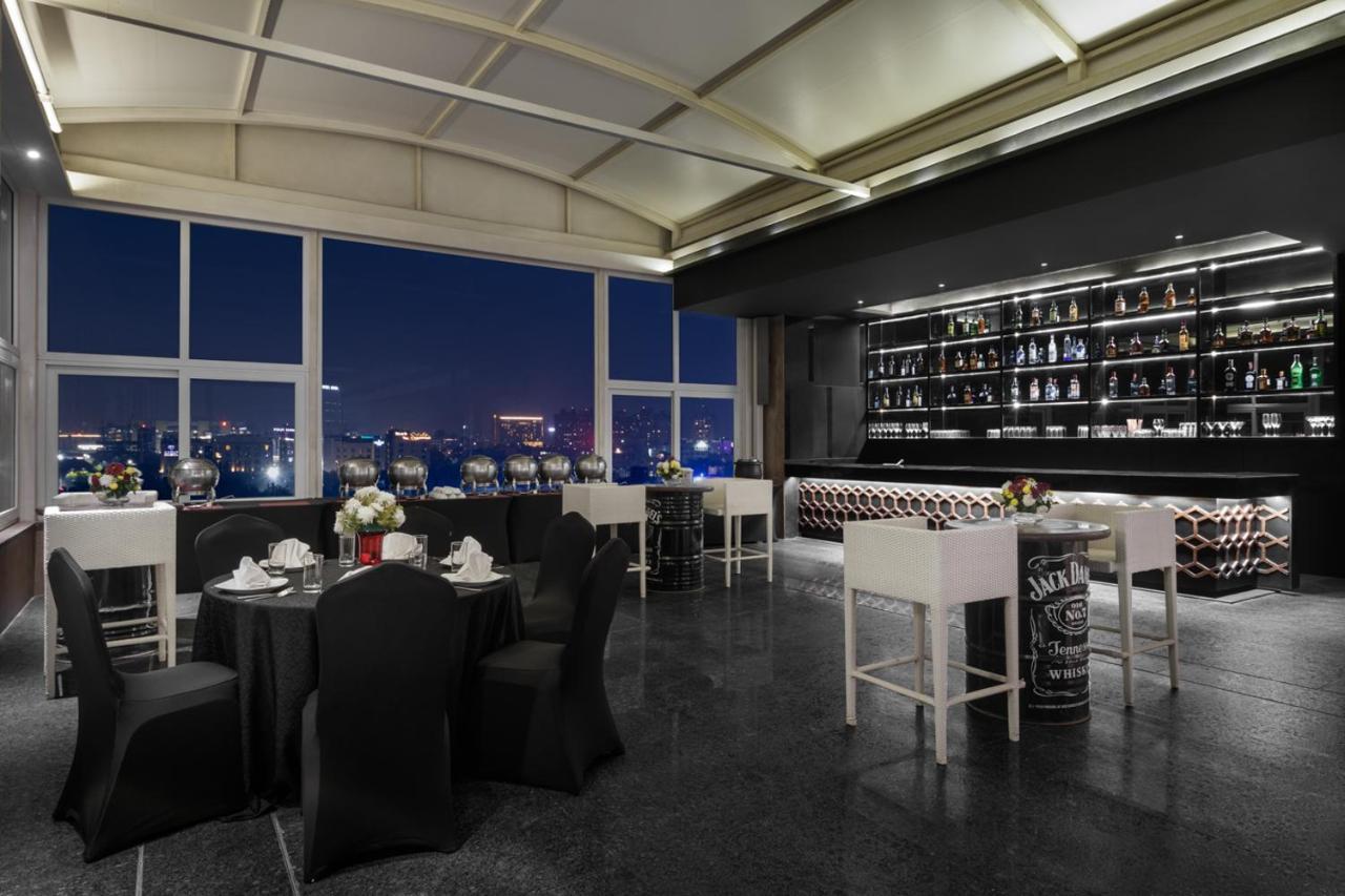Golden Tulip City Centre Gurgaon Zewnętrze zdjęcie